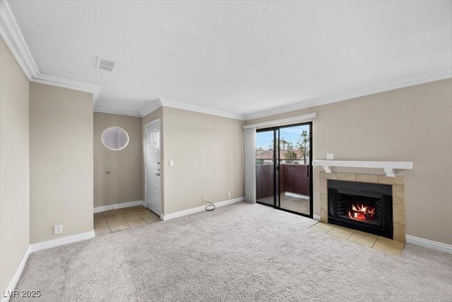 Foto del edificio - 4050 Pacific Harbors Dr