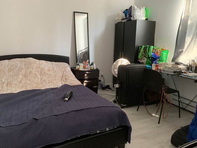 Photo du bâtiment - 3686 Rue De Bullion