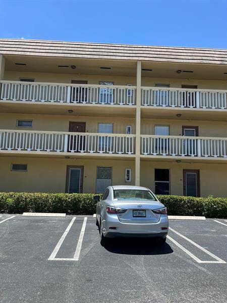 Building Photo - 6001 NW 61st Ave