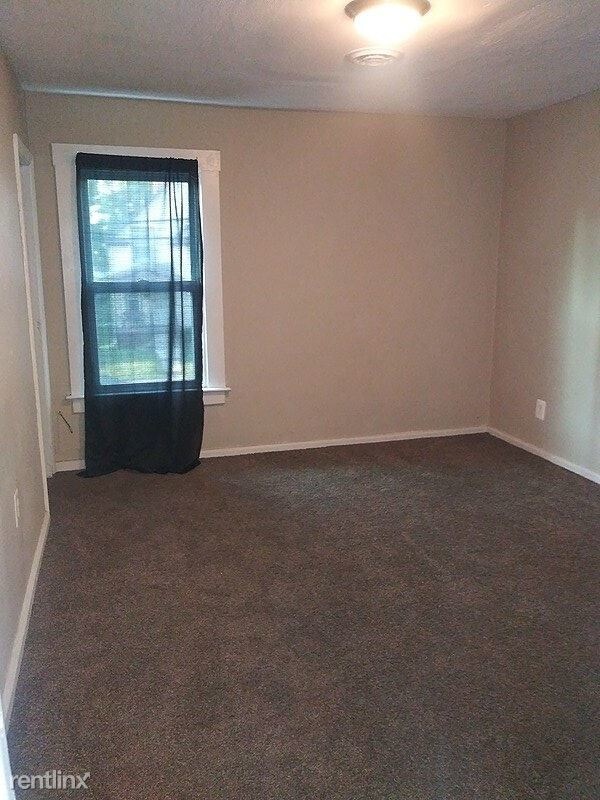 Building Photo - 1 br, 1 bath Apartment - 21 Liberty Street