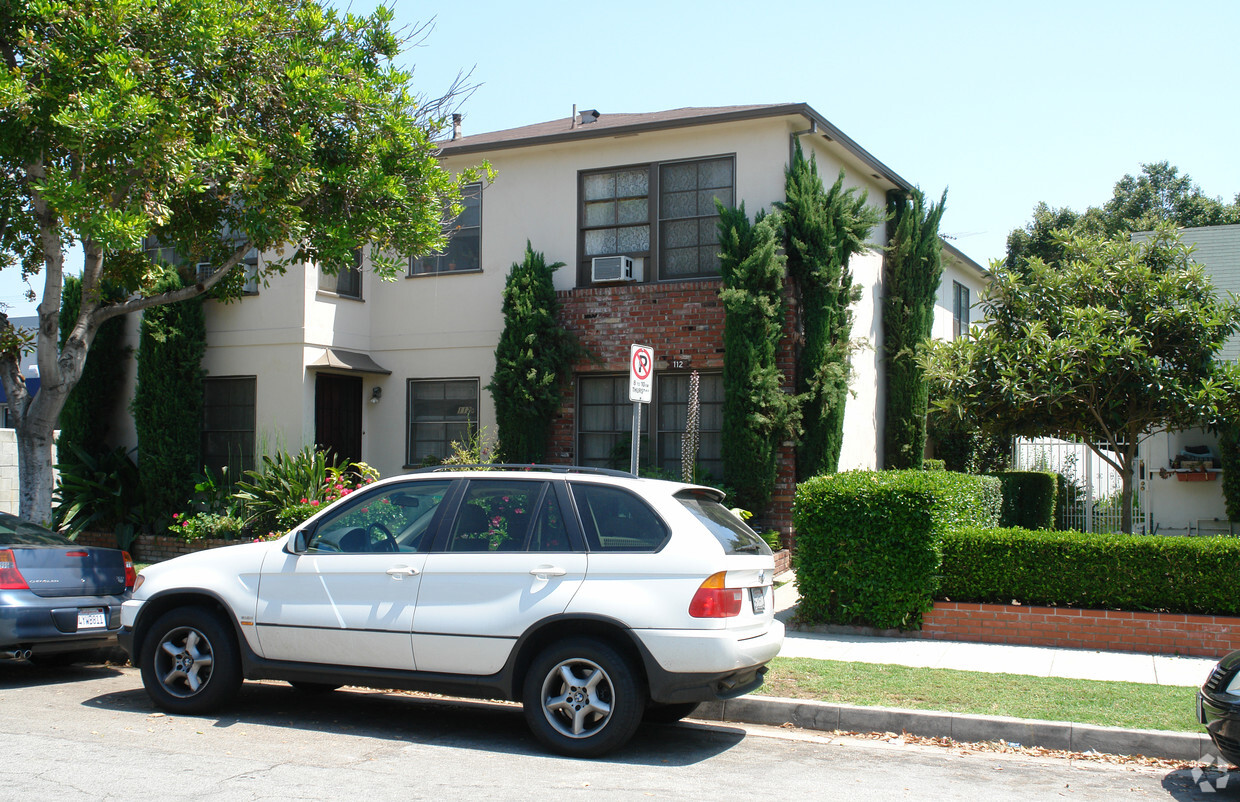 Building Photo - 112 W Lomita Ave