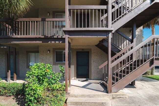 Foto del edificio - 6312 Newtown Cir