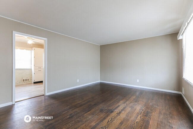Building Photo - 7107 Ralston Ave