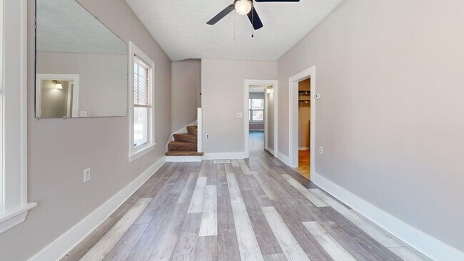 Foto del edificio - Renovated 2-Bedroom, 2-Bathroom Home – Cleveland, OH