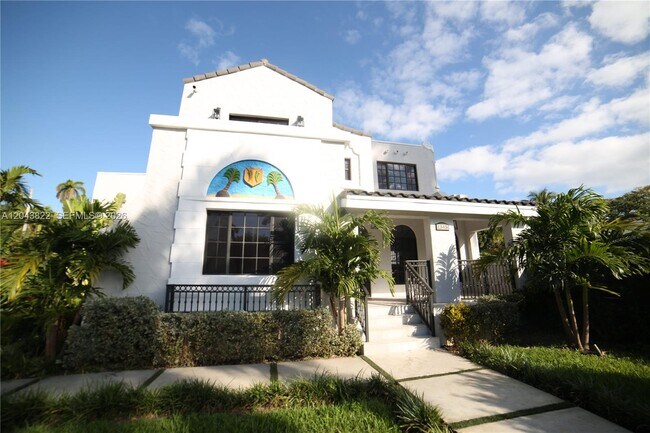 Foto del edificio - 1345 Hollywood Blvd