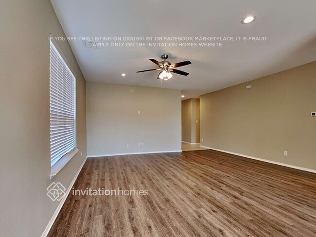 Building Photo - 2106 Slow Stream Dr