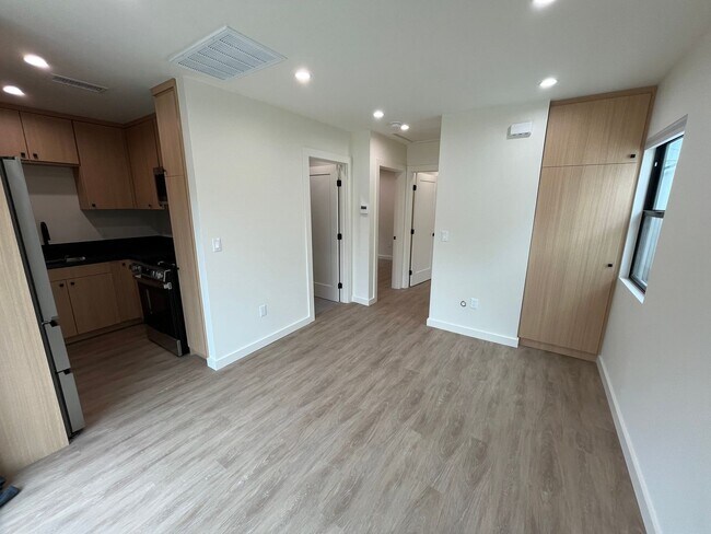 Foto del edificio - Newly Remodeled 2 Bed 1 Bath Unit in PB