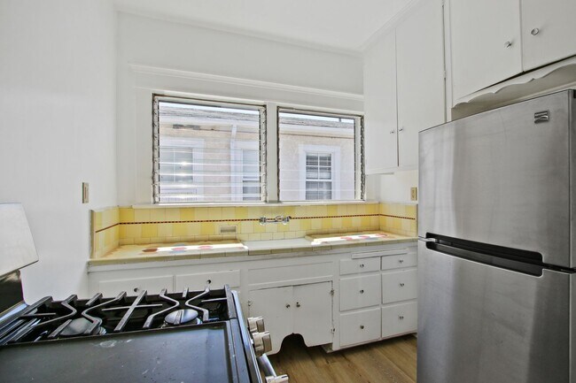 Foto del edificio - Fairmount Street Duplex in East LA