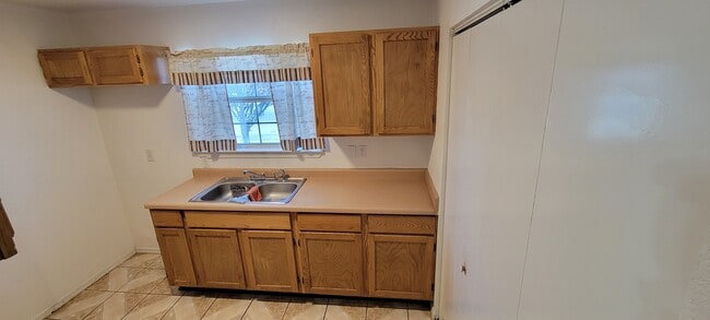 Building Photo - 10118 Montreal Cir