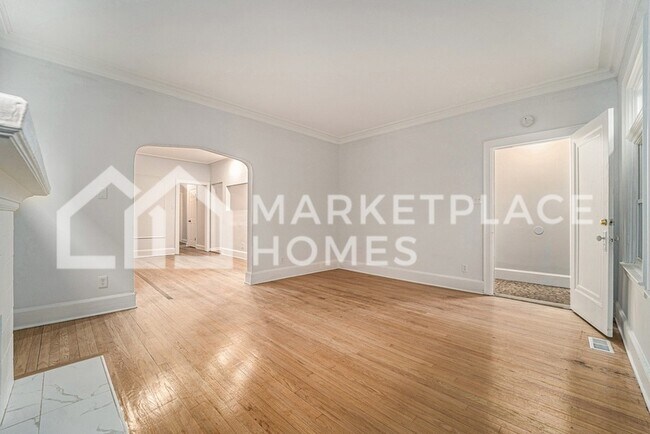 Foto del edificio - 2719 Leslie St