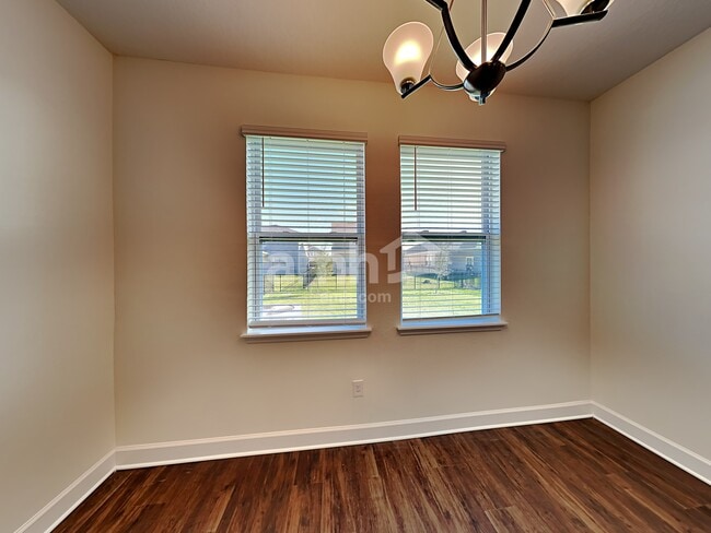 Building Photo - 2214 Saffron Walden Dr