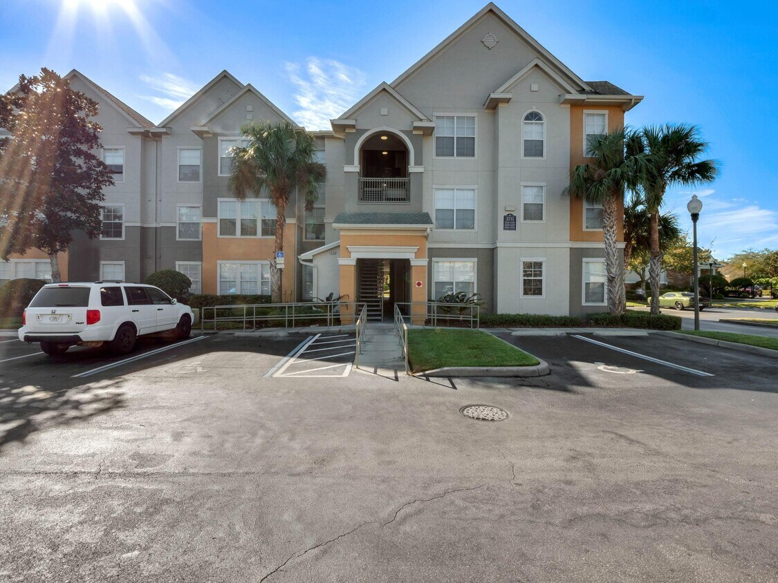 Grandewood Pointe Apartments 3701 GRANDEWOOD Blvd Orlando, FL