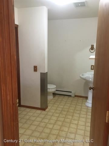 Building Photo - 437 Droz Dr