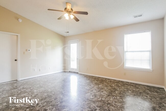 Building Photo - 5346 W Red River Ct