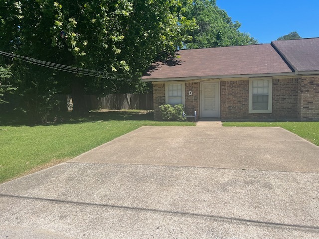 Primary Photo - 782 Pinchback Rd