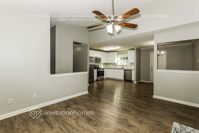 Building Photo - 81 Hampton Oaks Dr