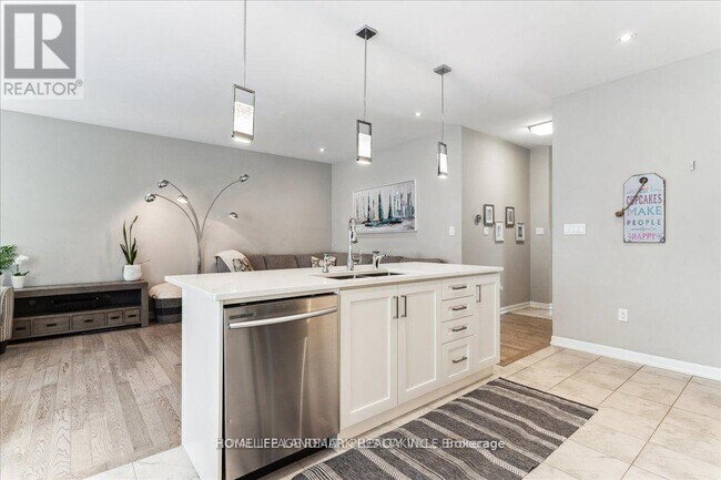 Building Photo - 3440 Vernon Powell Dr