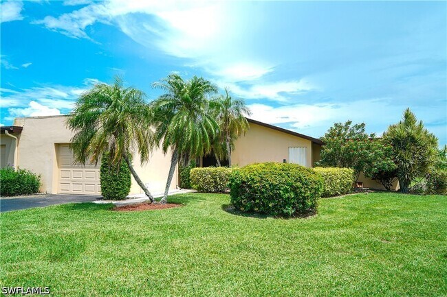 Foto del edificio - 4105 Lakewood Blvd