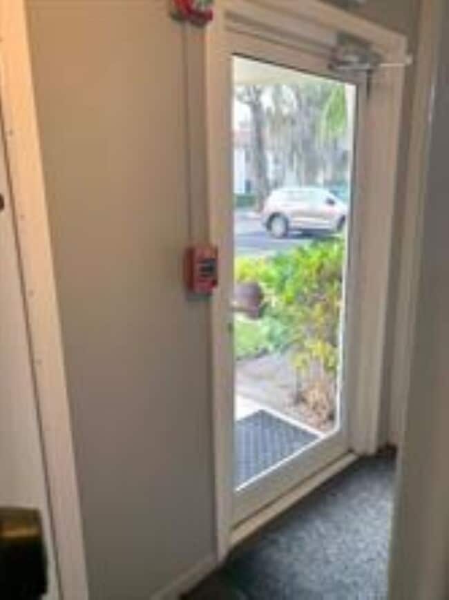 Foto del edificio - 119 NE 19th Ct