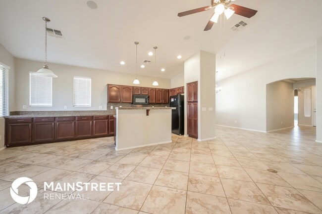 Foto del edificio - 42716 N 44th Dr