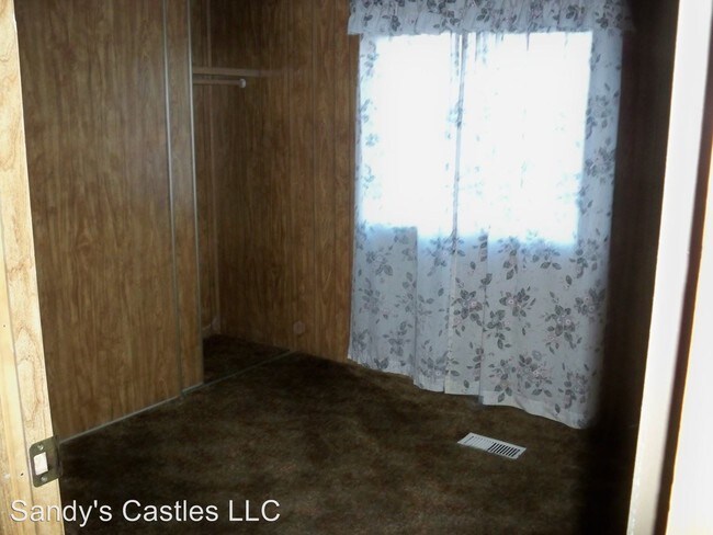 Building Photo - 940 Spring Valley Pky