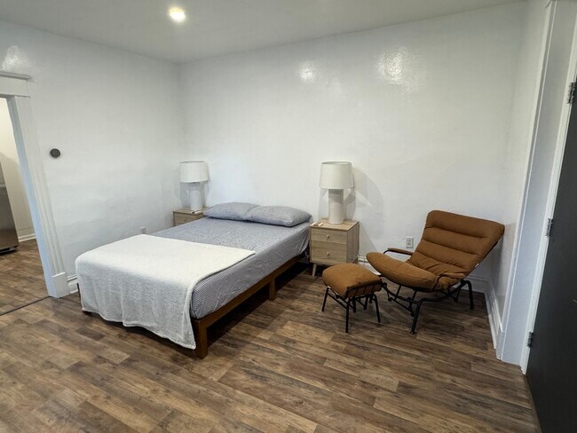 Foto del edificio - 182 N St