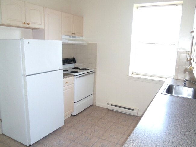 Building Photo - Palisades Apartments