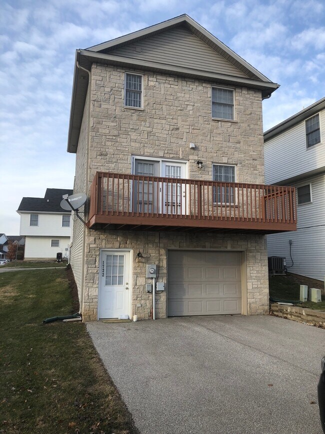 Foto del edificio - 2 Bdrm Avail July 2026;  $1,800 monthly