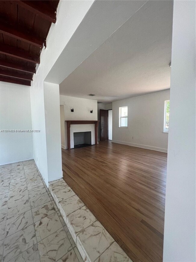 Photo - 245 SW 24th Rd House