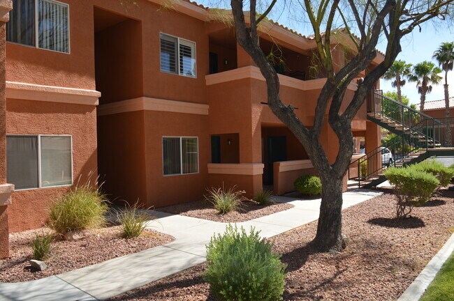 Foto principal - 378 Colleen Ct