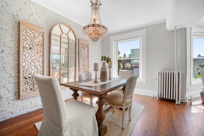 Comedor - 117 Saint Botolph St