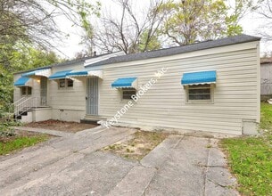 Building Photo - 2721 Date Ave