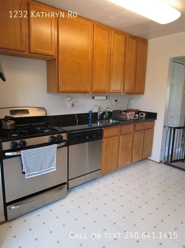 Foto del edificio - 1232 Kathryn Rd