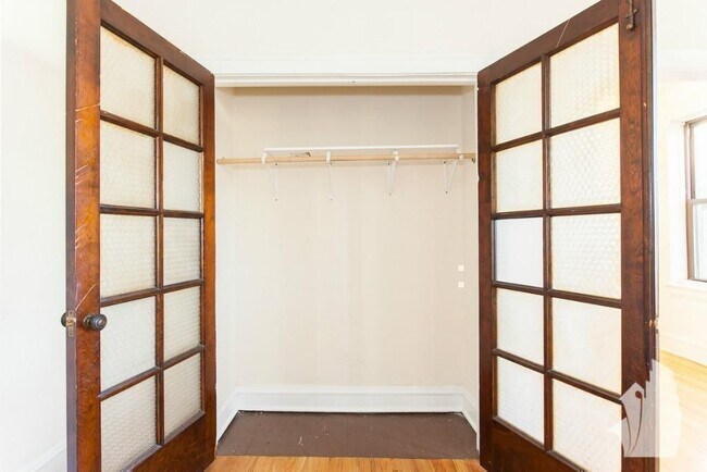 Foto del edificio - 4631 N Paulina St