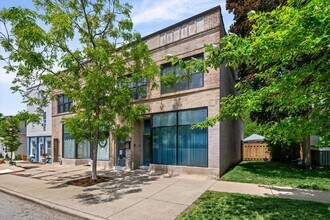 Building Photo - 1405 Greenleaf St