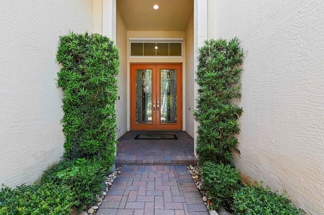 Building Photo - 2350 Bellarosa Circle