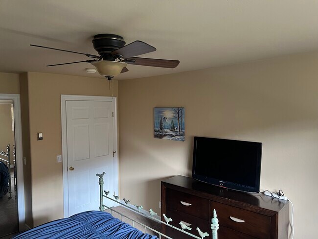 Foto del edificio - 107 Spring Creek Ct