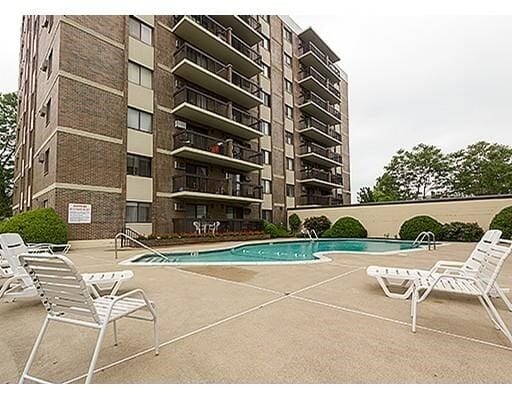 Foto del edificio - 164 Galen St