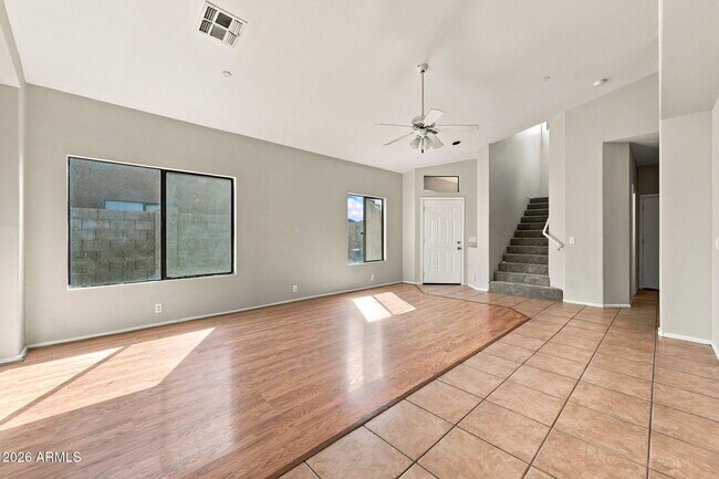 Foto del edificio - 8776 W Cherry Hills Dr