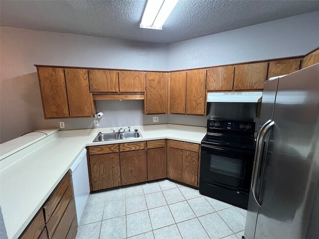 Building Photo - 1509 N Grant Dr