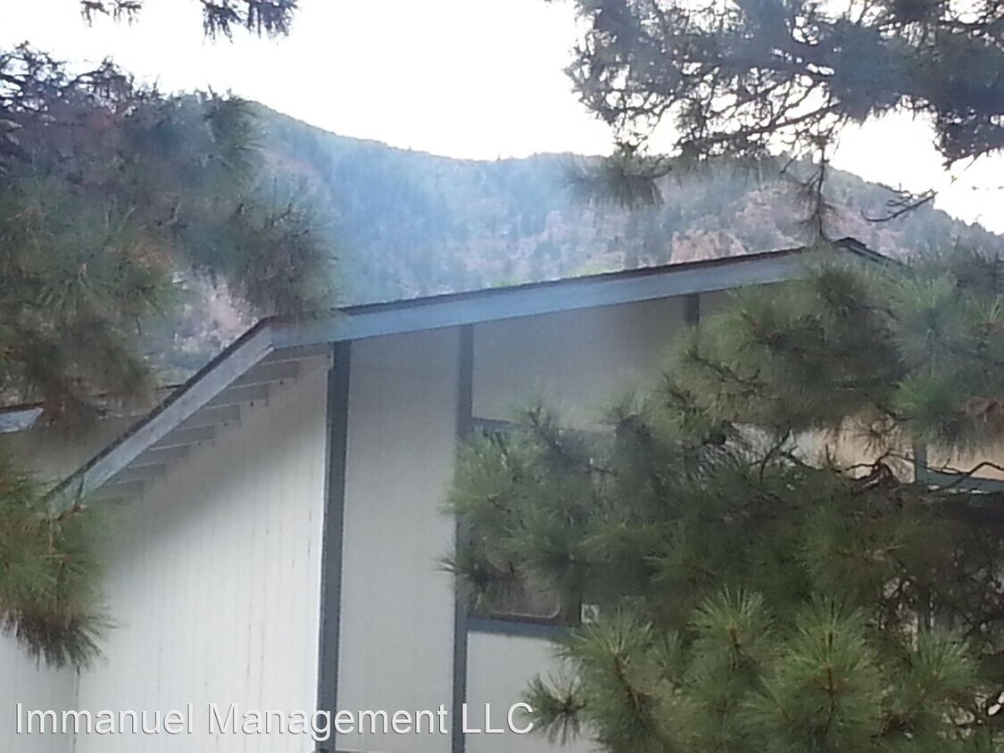 Primary Photo - 4247 E Hollygreen Rd