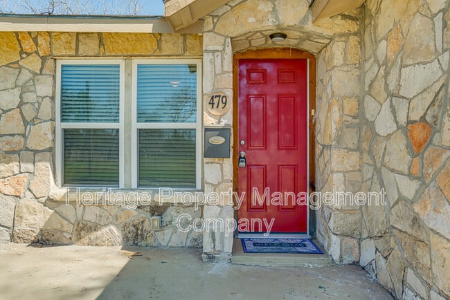 Building Photo - 479 S Sycamore Ave