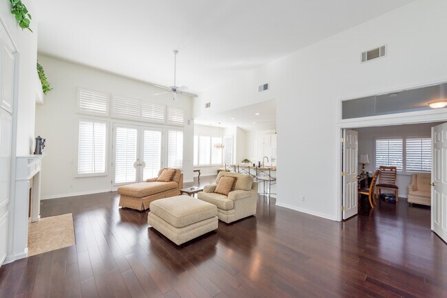 Building Photo - 468 Braxfield Ct