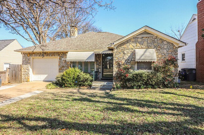 Foto del edificio - Nice Midtown Bungalow