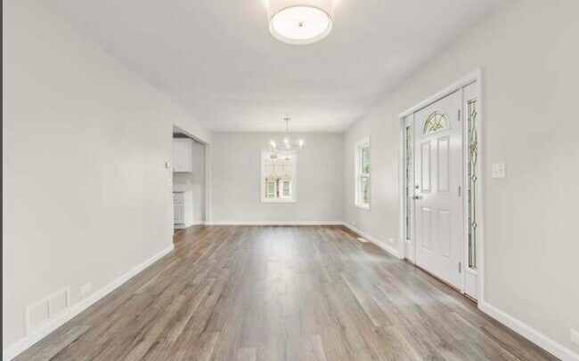 Foto del edificio - 4109 N Ashton Ave