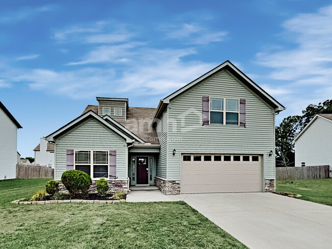 Building Photo - 123 Farmbrook Ct