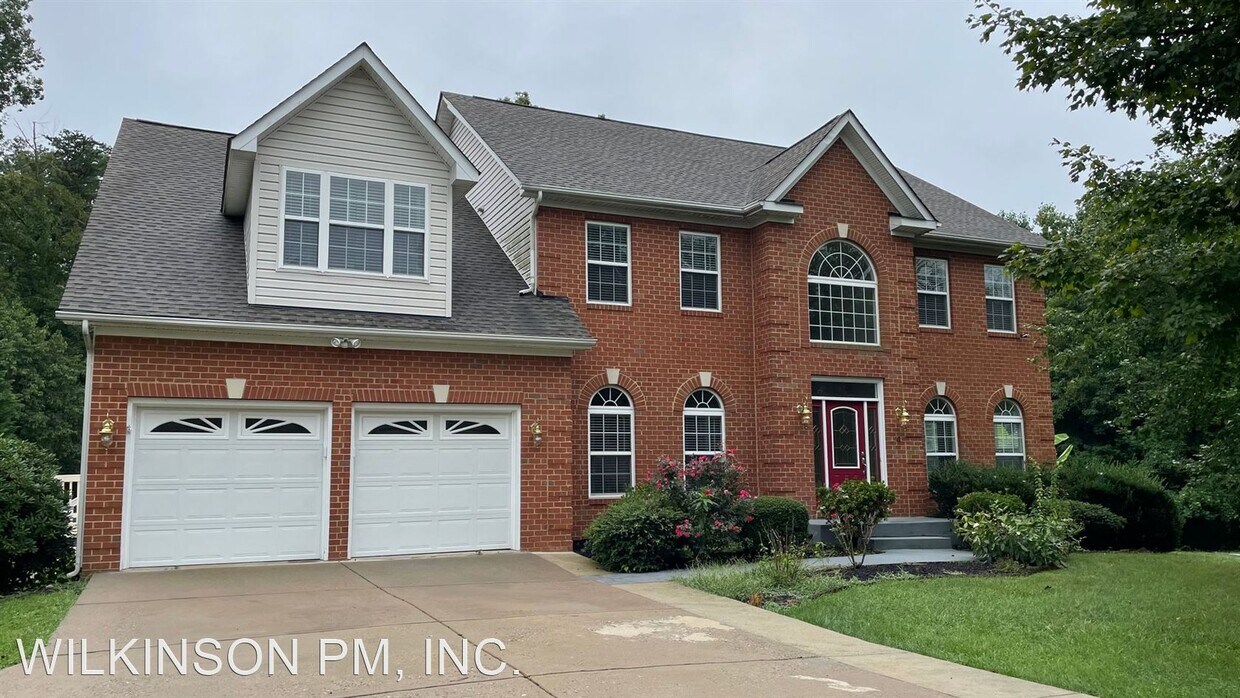 Primary Photo - 5 br, 4.5 bath House - 4 Kirby Ln