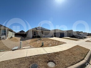 Building Photo - 5207 Lavender Dr