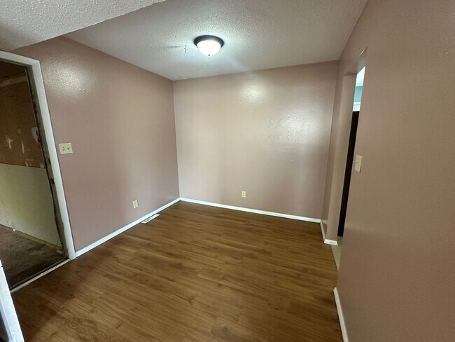 Foto del edificio - 706 Crescent Dr