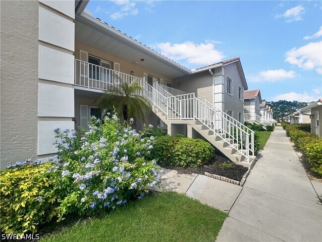 Foto del edificio - 5908 Cranbrook Way